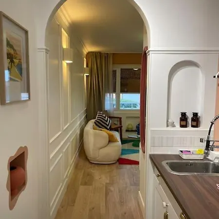 Apartment Luxueux Neuf-balcon-6min Gare-15min Paris