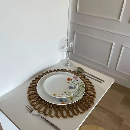 Apartment Luxueux Neuf-balcon-6min Gare-15min Paris *