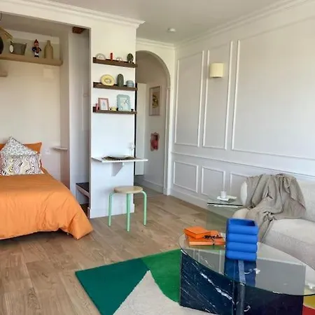 Apartment Luxueux Neuf-balcon-6min Gare-15min Paris