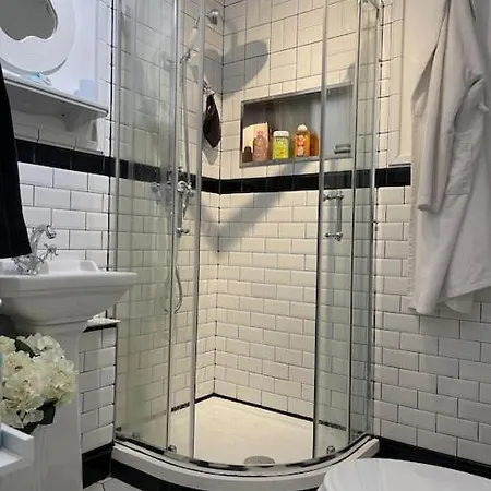 Apartment Luxueux Neuf-balcon-6min Gare-15min Paris *